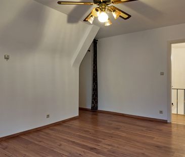 Zonnig en rustig gelegen alleenstaande woning te Eeklo! - Foto 6