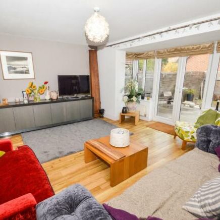 5 bedroom house to rent Thomas Firr Close, Quorn, Loughborough, Leicestershire, LE12 - Photo 1