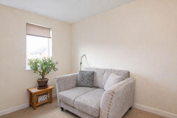 2 bed House To Let - Photo 1