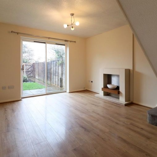 2 BED Terraced House To rent - Photo 1