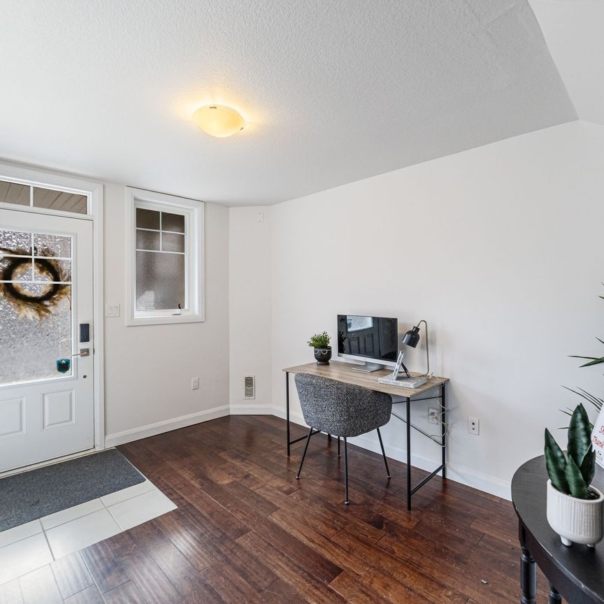 For Lease - 1169 Garner Road Unit# #45, Hamilton, Ontario - Photo 1