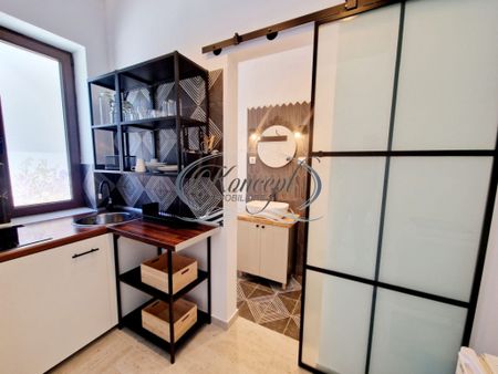 Apartament compact si luminos in zona UMF - Fotografie 5
