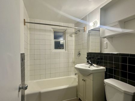 5800 Chemin Upper Lachine, #104 - Photo 4