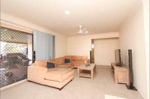 166 Greenwood Drive, Kirwan - Photo 1