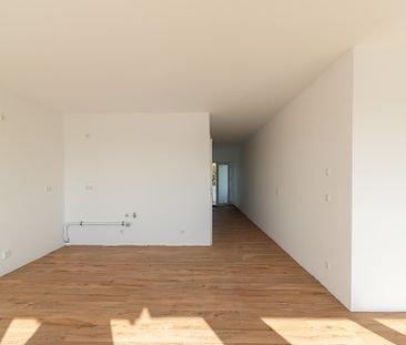 WOHNTRAUM MIT AUSBLICK // Komfortable 3-Raum-Wohnung inklusive Südbalkon & PKW-Stellplatz - Foto 1