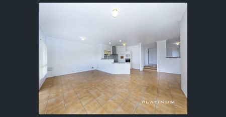 4 x 2 FAMILY HOME - HOME OPEN TUESDAY 9th DECEMBER FROM 4.15PM TO 4.30PM - Photo 4