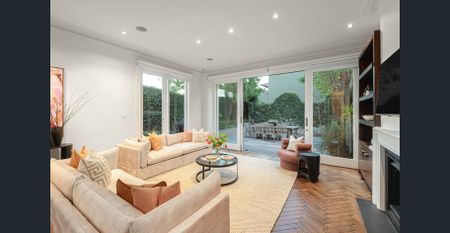 Toorak Luxury Living - Photo 2