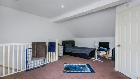 6 bedroom terraced house to rent - Photo 5