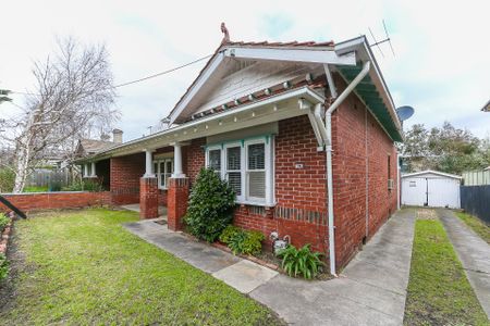 A Place to Call Home in Hawthorn - Photo 4