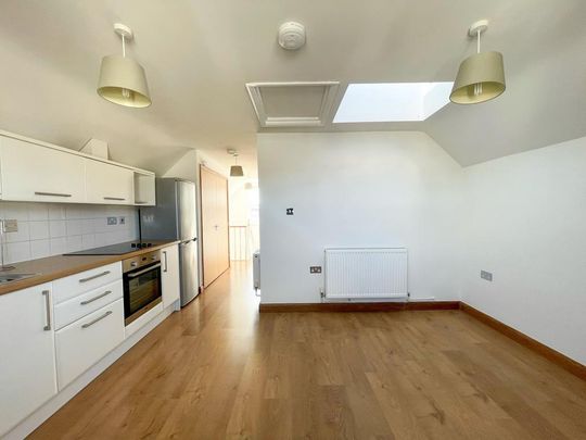 1 bedroom flat to rent - Photo 1