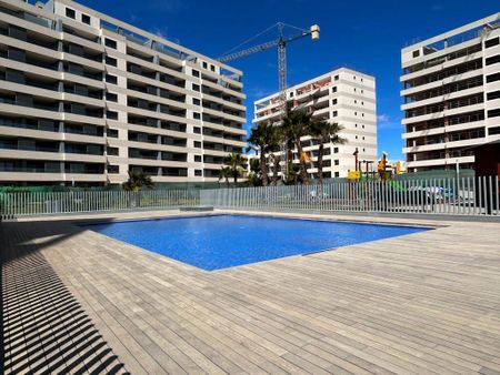 2 bedroom luxury Apartment for rent in Torrevieja, Spain - Photo 2