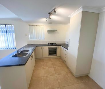 Spacious 4 Bedroom Family Home - Photo 5