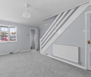 2 bedroom semi-detached house to rent - Photo 2