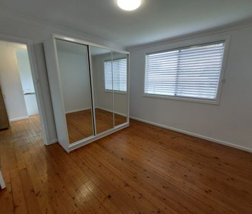 Conveniently Located 3 Bedroom Home - Photo 1