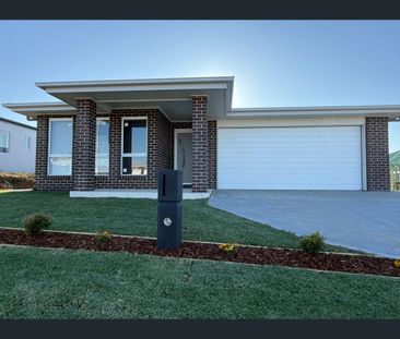 5 Breccia Avenue, Gillieston Heights, NSW 2321 - Photo 1