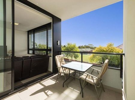 Contemporary Designer Apartment with Terrace Entertaining - Photo 3