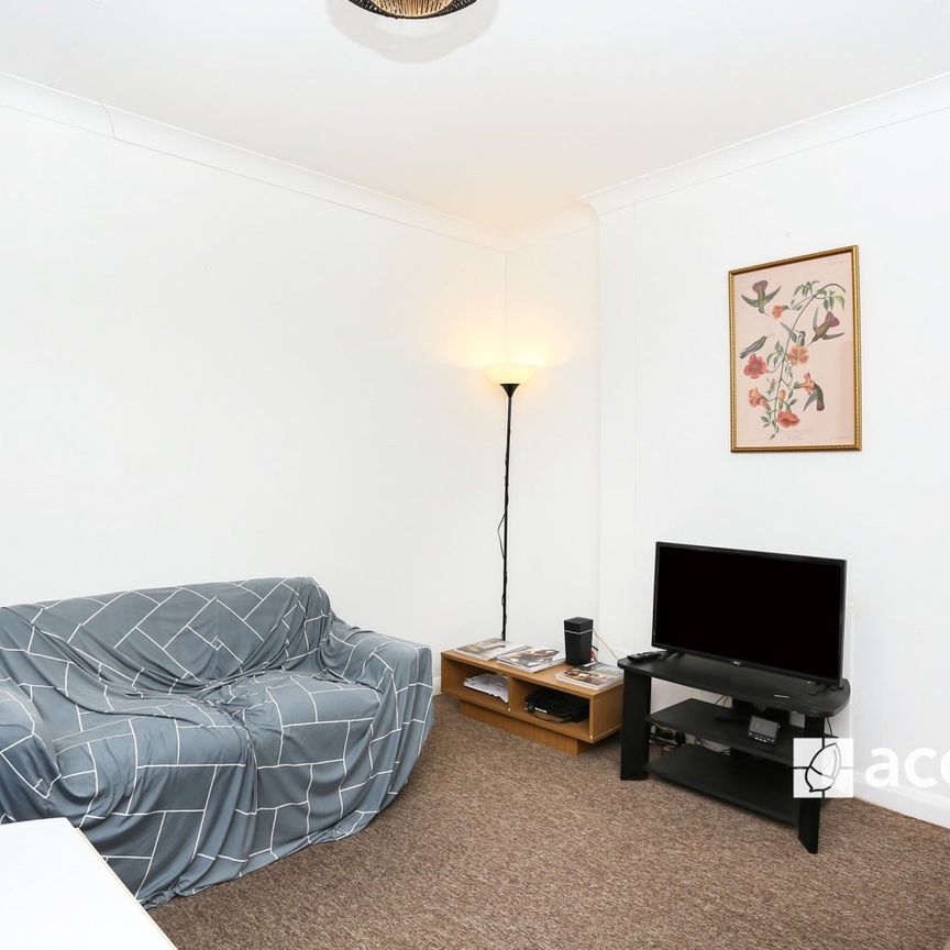 House Share to rent - Clarendon Rise, London, SE13 - Photo 1