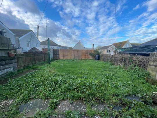 2 bedroom property to rent - Photo 1