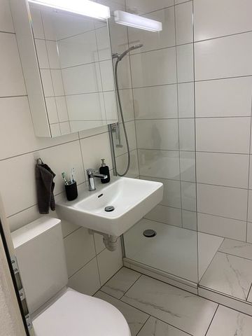 2.5 Zimmer, 1. Stock - Photo 3