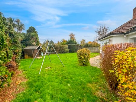 Jufreve, Snape Road, Knodishall, Saxmundham - Photo 2