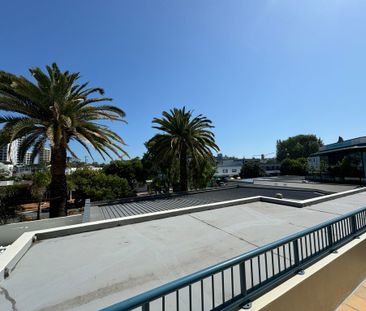 Fully Furnished Apartment in the Heart of Coolangatta - Photo 4