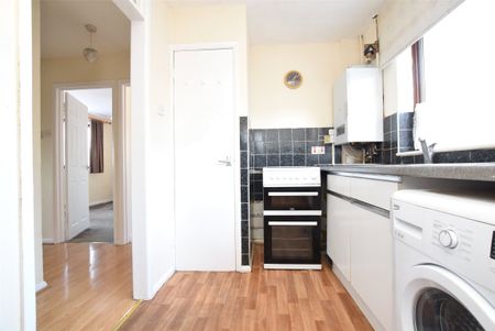 Great Cullings, Rush Green, Romford, Essex, RM7 - Photo 5