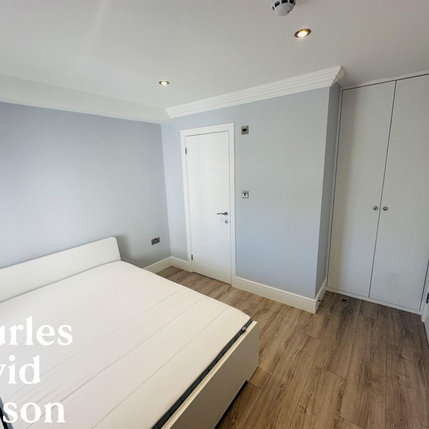 One-Bedroom House share - Photo 1