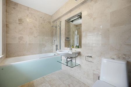 4 bedroom apartment to rent - Photo 2