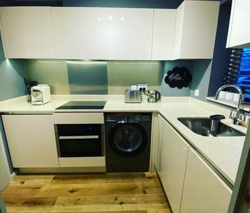 1 Bed Flat, Telegraph Place, E14 - Photo 4