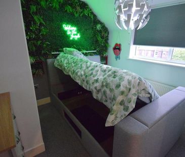 2 bedroom apartment to rent - Photo 4