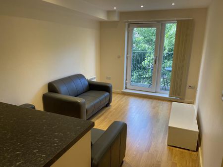 2 bedroom apartment to rent - Photo 3
