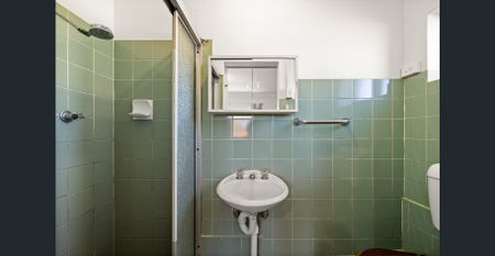 Central One Bedroom Apartment - Photo 5