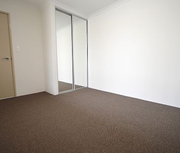 47C Russell Street, East Cannington WA 6107 - Photo 6