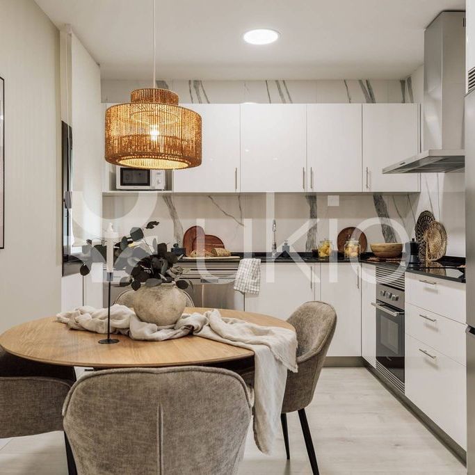 2 bedroom luxury Apartment for rent in Barcelona, Catalonia - Photo 1