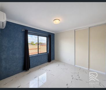 Modern 3x2x2 Home in a Convenient Dianella Location! - Photo 5