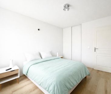 Location Appartement 2 pièces Meublé 54m² PUGET SUR ARGENS 83480 - Photo 5