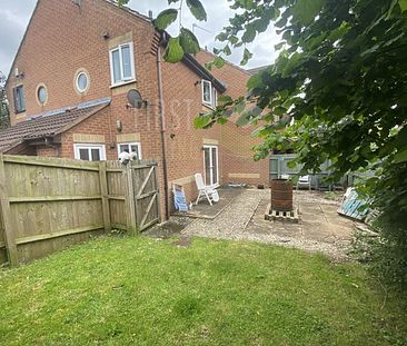 Highgrove Crescent, Aylestone, Leicester, Leicestershire, LE2 - Photo 1