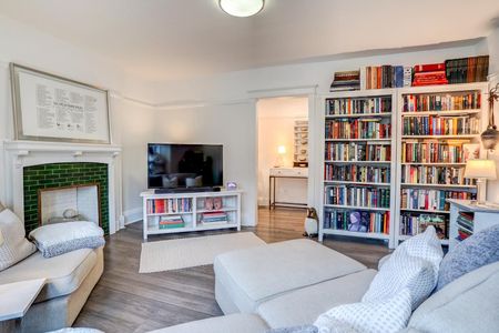 For Lease - 3 Lonsdale Road Unit# 7, Toronto, Ontario - Photo 4