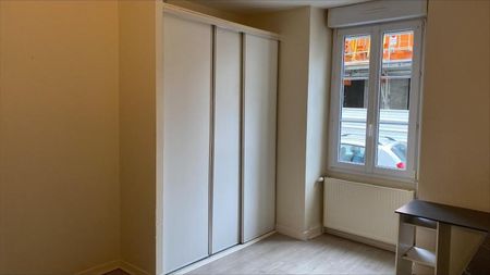 A LOUER ANGERS PROCHE GARE - T2 situé 23 rue Albéric ... - Photo 2