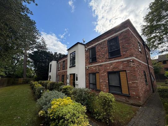 2 bedroom flat to rent - Photo 1