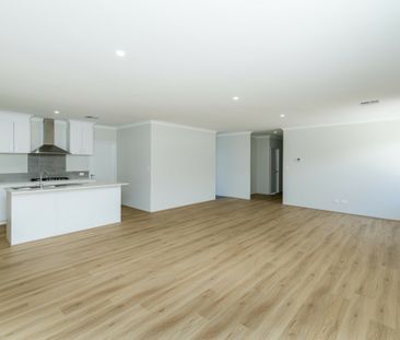 Near new 4x2 in Yanchep - Photo 2