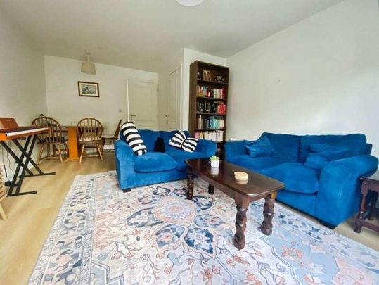 Wood Green, Cefn Glas, Bridgend, CF31 - Photo 1