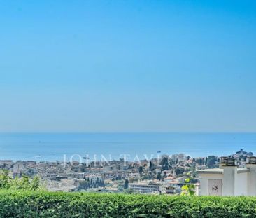 Maison à louer Mougins, Cote d'Azur, France9 000 EUR / Mois - Photo 2