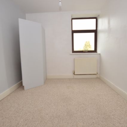 2 Bedroom Terraced House - Photo 1