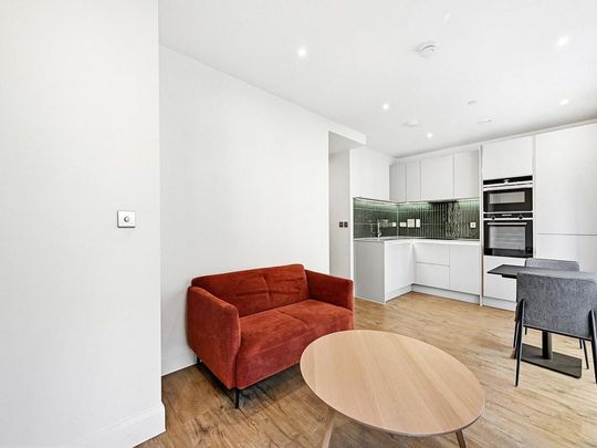 Studio to rent - Photo 1