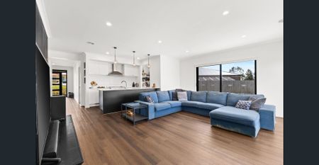 Stylish, Low-Maintenance Living You’ll Love! - Photo 3