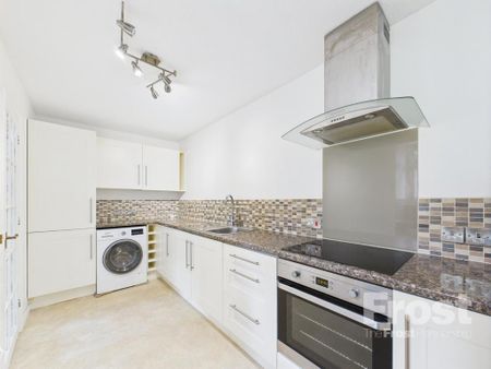 2 bedroom apartment to rent - Photo 4