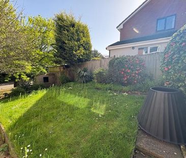 1 bedroom in a house share to rent - Photo 3