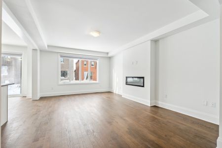 For Lease - 36 Betterridge Trail, Barrie, Ontario - Photo 3