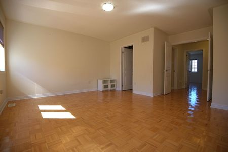 For Lease - 70 Thomas Legge Crescent, Richmond Hill, Ontario - Photo 4